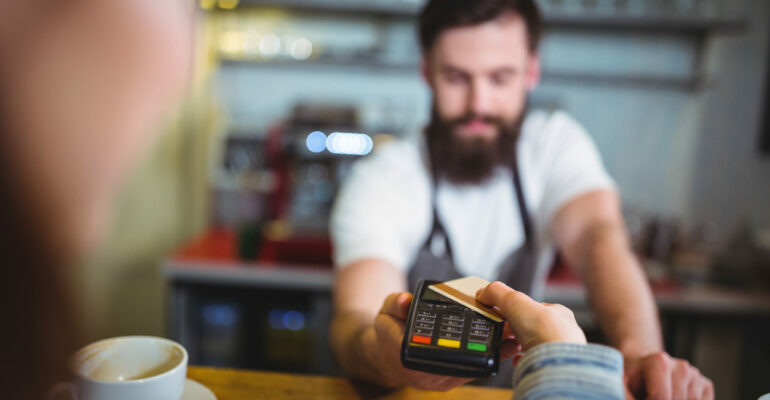 Marge restauration : Comment être rentable en 2025 ?